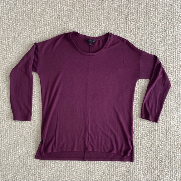 Banana Republic Sweaters - Banana Republic Rich Plum Women’s Crew Neck Lightweight Sweater Size Small
